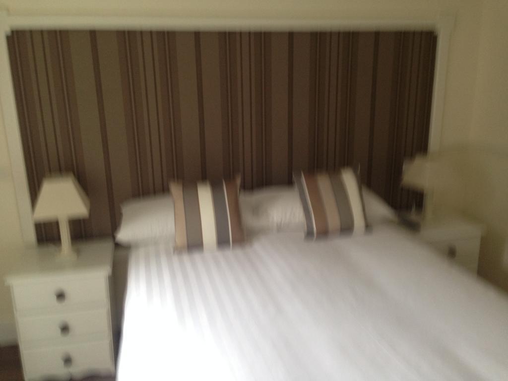 The Fleet Inn Guesthouse & Restaurant Killybegs Rom bilde